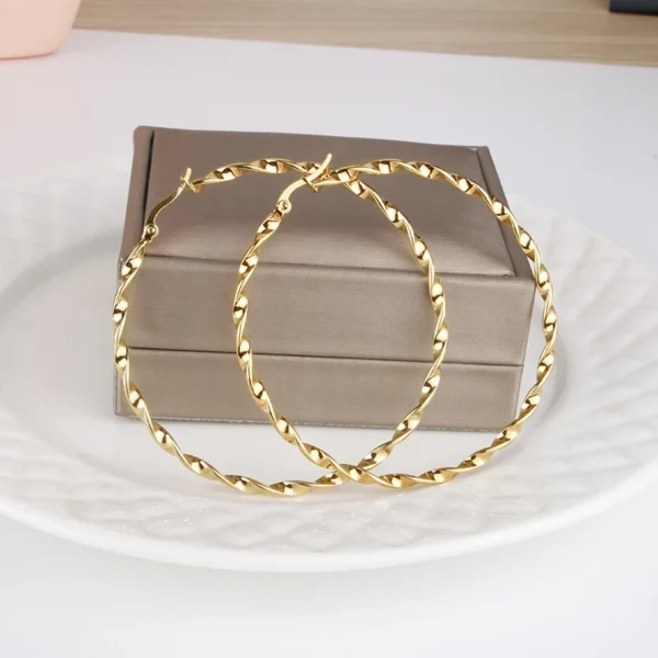 Hgfly Gold Color Stainless Steel Large Hoop Earring for Women Thread Wholesale Ear Accessories Fashion Jewelry Hot E0153 - Image 3