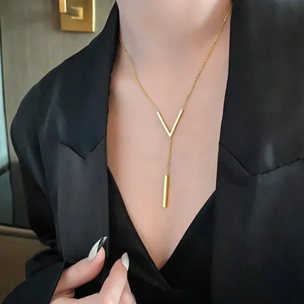 Simple V-shaped Long Sexy Clavicle Necklace Gold Color Long Neck Chain Women Vertical Bar Pendant Necklace Party Jewelry Gifts